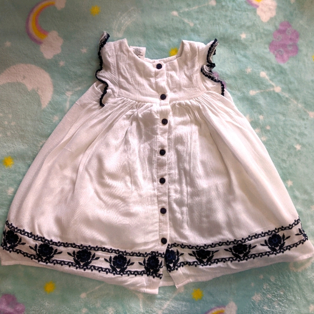 Dress - Picture 2 of 2